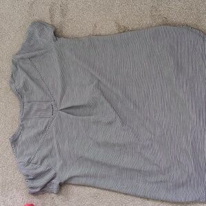 Duluth trading shirt, small